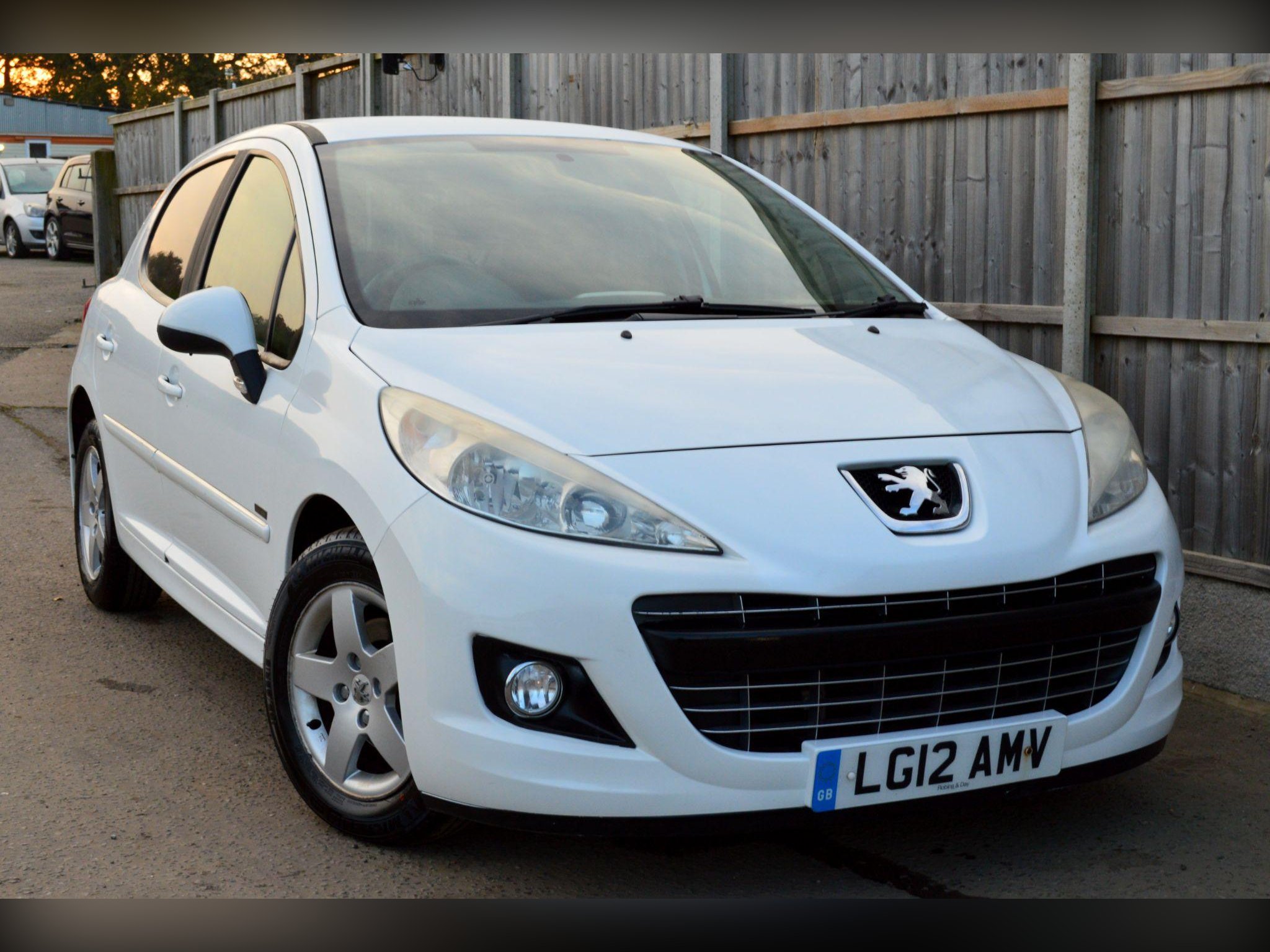 Used 2012 Peugeot 207 1.4 Sportium Euro 5 5dr for sale in Lingfield