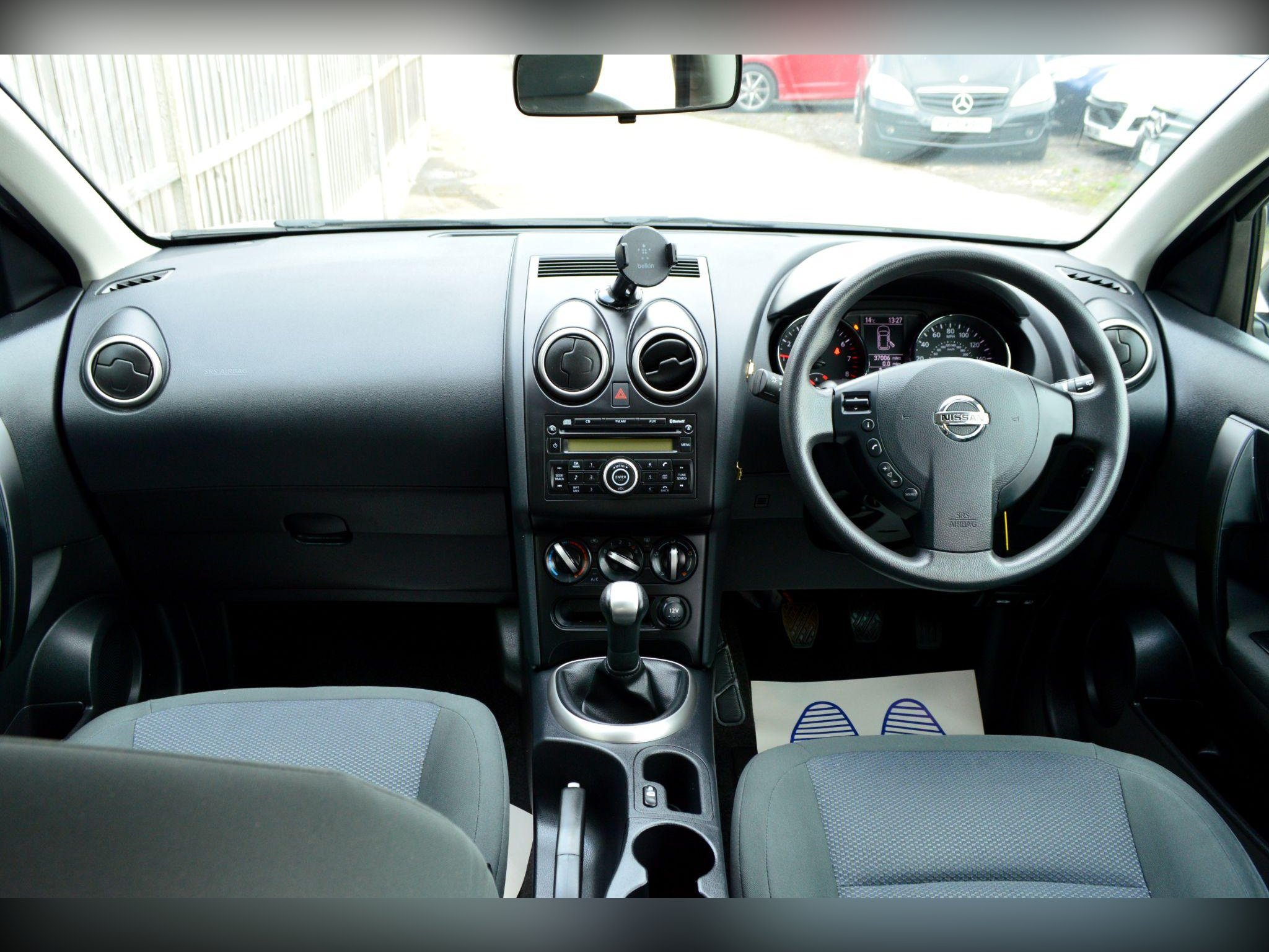 Used 2010 Nissan Qashqai 1.6 Visia 2WD Euro 5 (s/s) 5dr for sale in